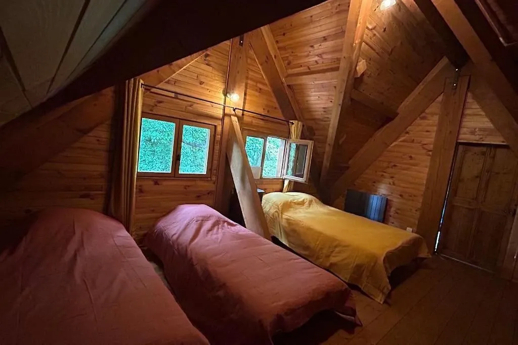 Chalet En Drome Provencale Roussas