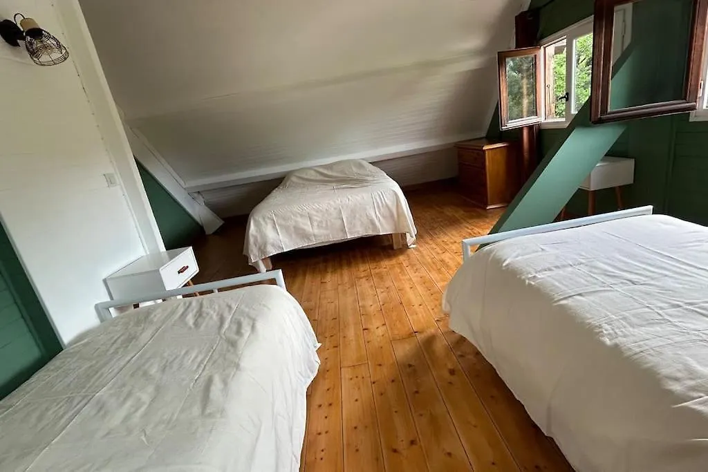 Chalet En Drome Provencale Roussas France