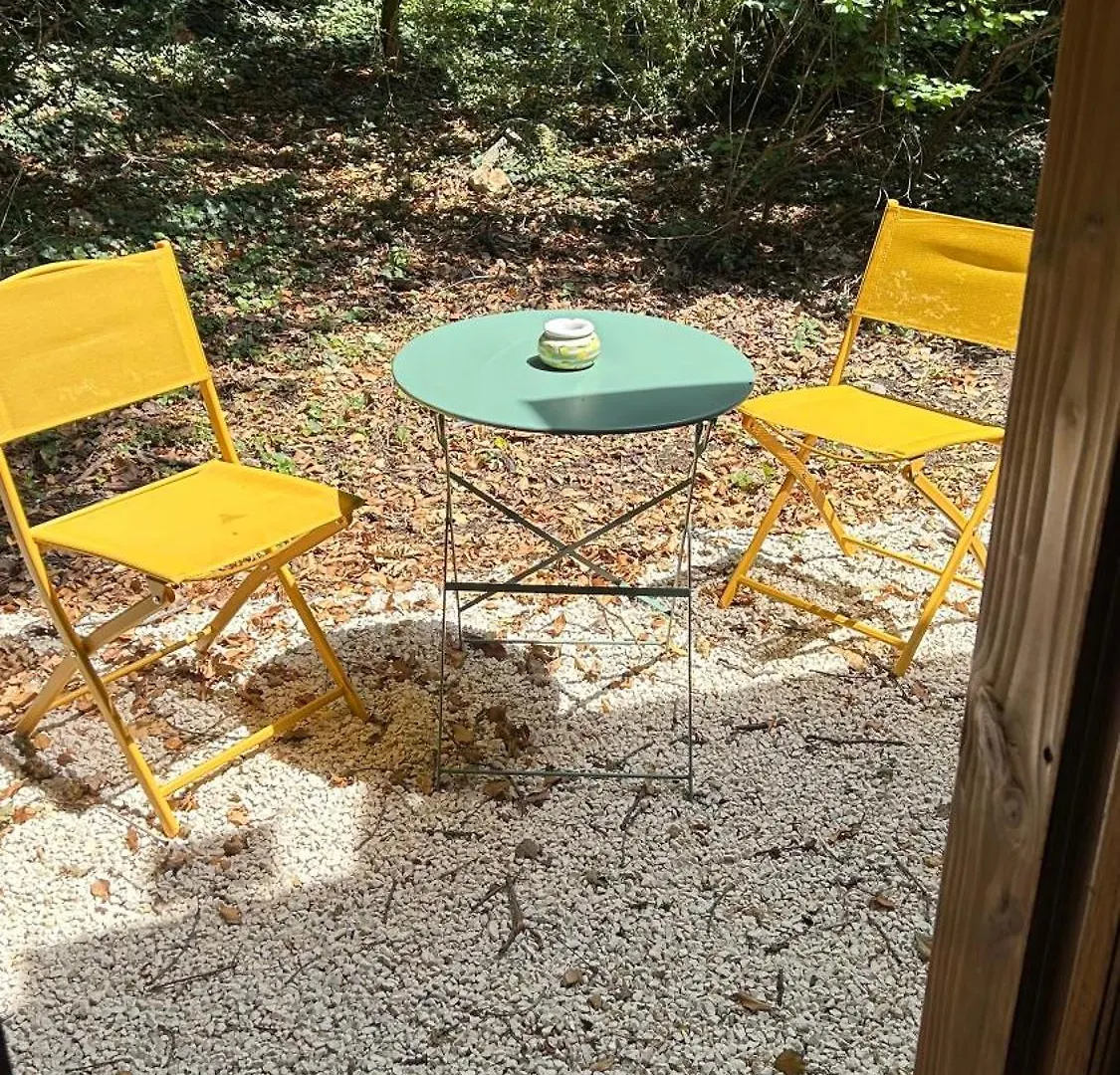 Chalet En Drome Provencale Roussas 0*,